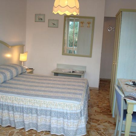 Hotel Villa Rona Forte dei Marmi Buitenkant foto